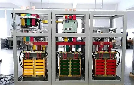 Inside view of a Deltron three phase voltage stabilizer